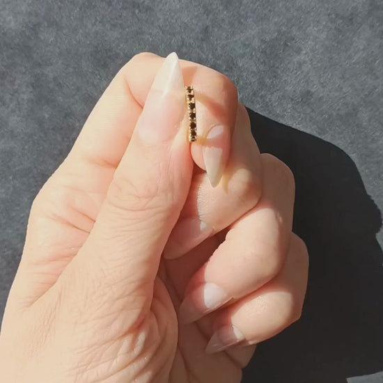 earcuff anneau pierres noires